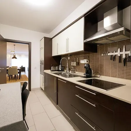 - Anna Town Apartment Albufeira