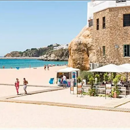 - Anna Town Albufeira