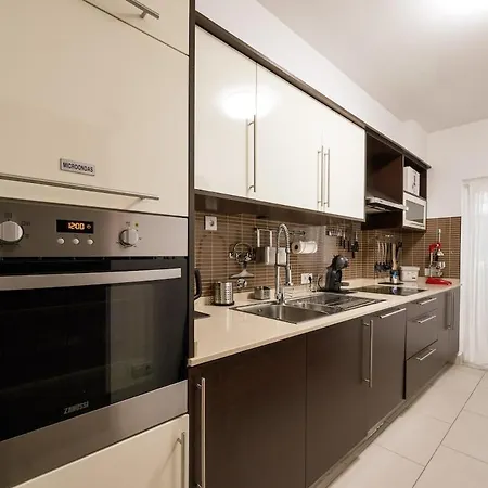- Anna Town Apartment *