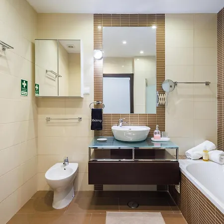 - Anna Town - New Albufeira